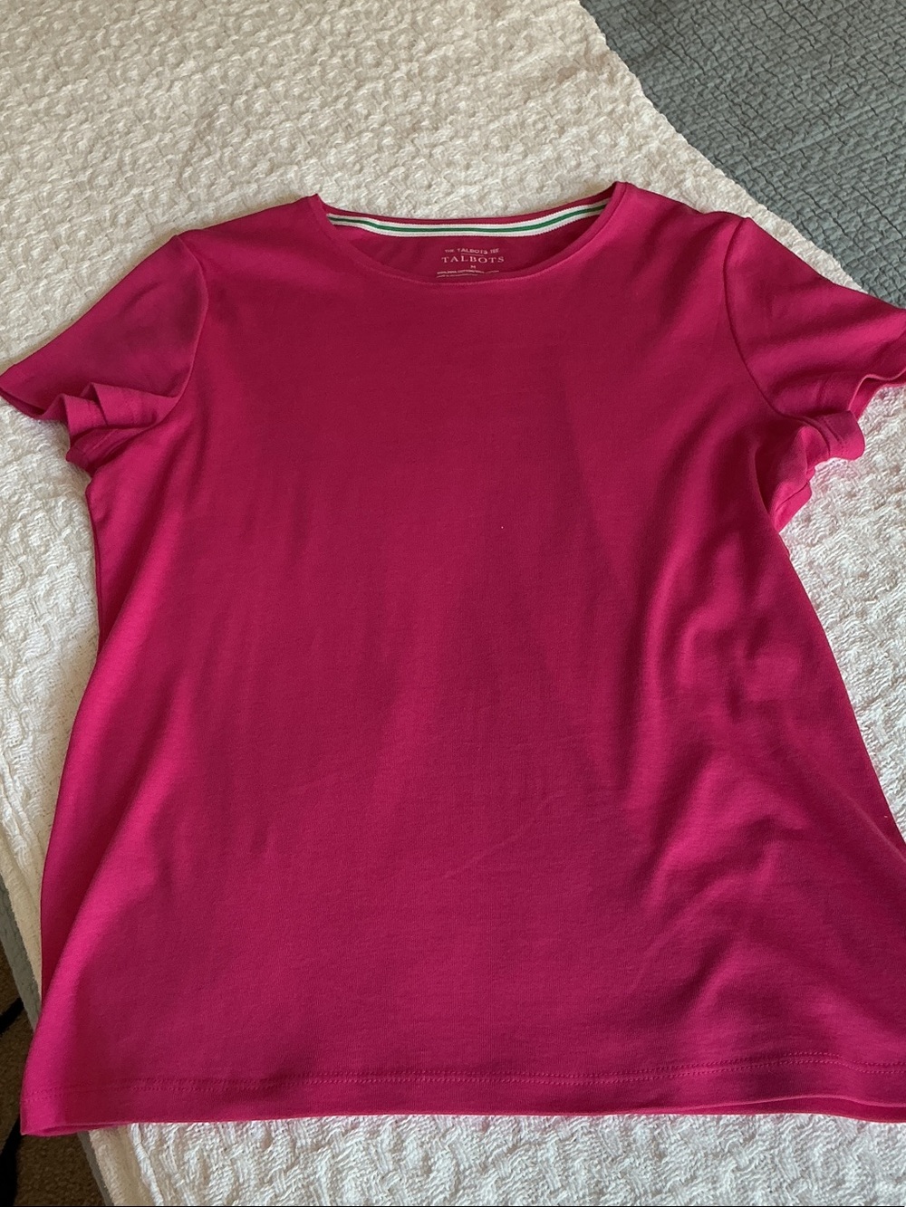 Talbots 100% cotton Short Sleeve Crewneck Top in Bright Pink